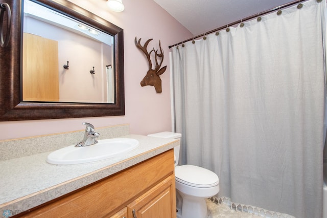 633 Leonards Way, Argusville, ND 58005 - bathroom with vanity and curtained shower