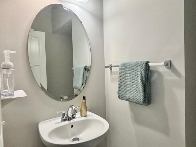 8389 Norwood Ln N, Maple Grove, MN 55369 - bathroom with a sink