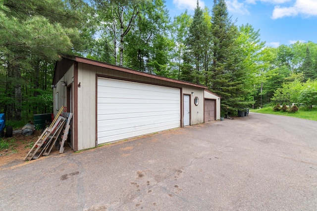 4767 Mccomber Rd, Duluth, MN 55803 - view of detached garage