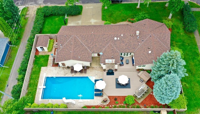 701 Oak Ave, Olivia, MN 56277 - photo 2