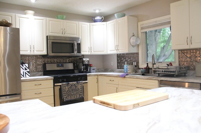 11902 River Hills Cir, Burnsville, MN 55337 - photo 15