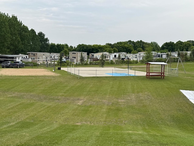 1540 US Highway 59 Unit 203, Detroit Lakes, MN 56501 - surrounding community featuring a yard