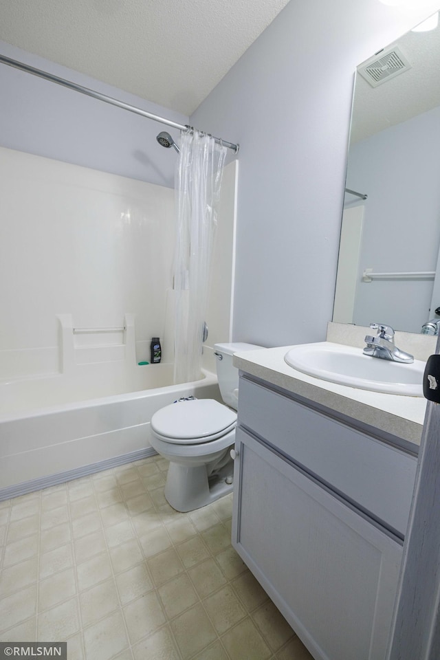 6354 151st Street Ct N, Hugo, MN 55038 - full bathroom featuring vanity, shower / tub combo, and tile patterned floors