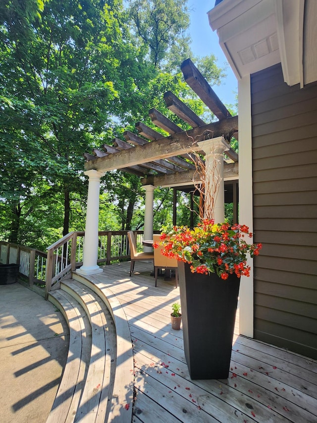 3900 Hillcrest Way, Deephaven, MN 55391 - wooden terrace with a pergola