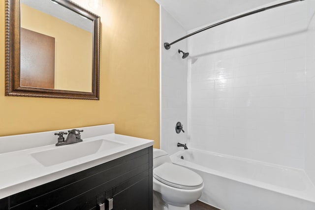 2801 Flag Ave N Unit 314, New Hope, MN 55427 - full bath with vanity and tub / shower combination
