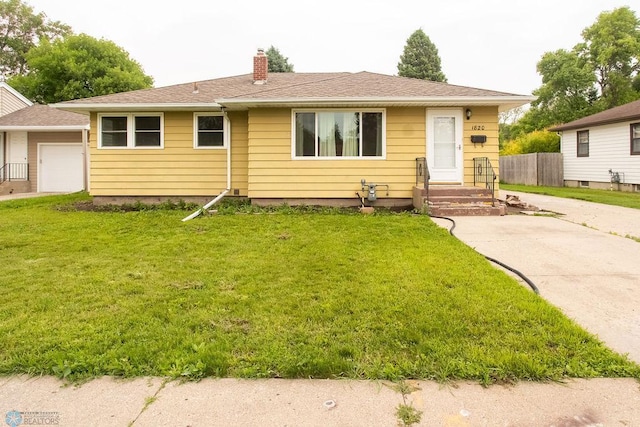 1820 5th St S, Moorhead, MN 56560 - view of front of property featuring a chimney