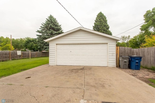 1820 5th St S, Moorhead, MN 56560 - view of detached garage