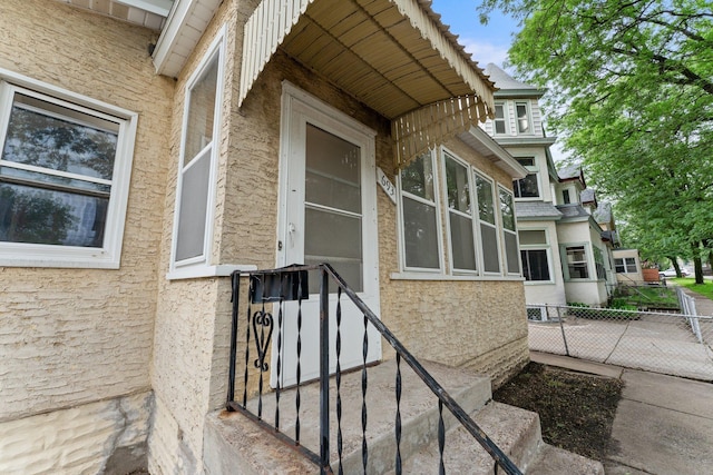 693 Bedford St, Saint Paul, MN 55130 - entrance to property with stucco siding and stone siding