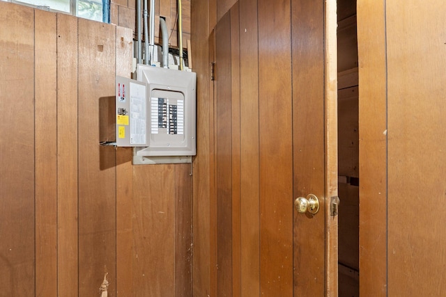 693 Bedford St, Saint Paul, MN 55130 - detailed view of wooden walls and electric panel