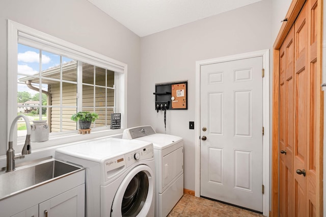 10787 Alison Way, Inver Grove Heights, MN 55077 - laundry area featuring washer and clothes dryer and cabinet space