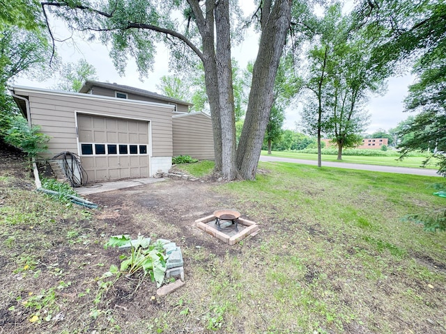 906 Whitford St, Fergus Falls, MN 56537 - view of green lawn with dirt driveway