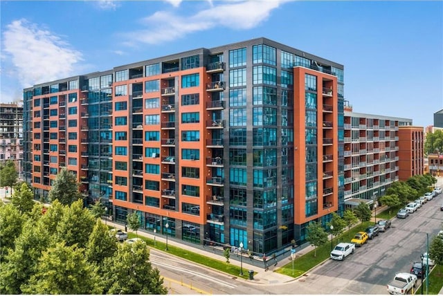 215 10th Ave S Unit 533, Minneapolis, MN 55415 - view of apartment building / complex