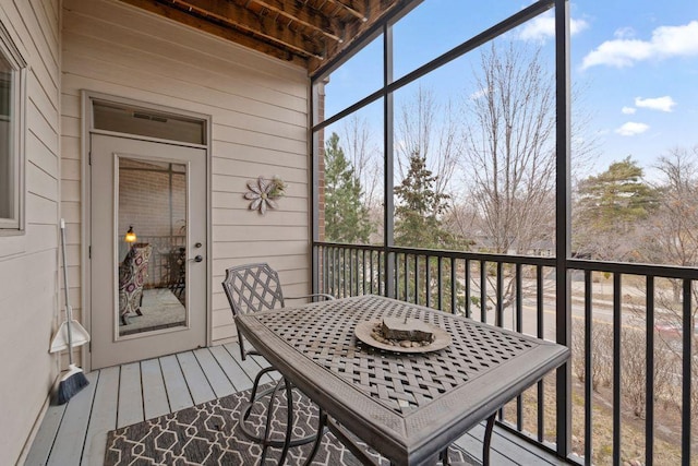 1700 Metro Blvd Unit 210, Edina, MN 55439 - sunroom with outdoor dining space