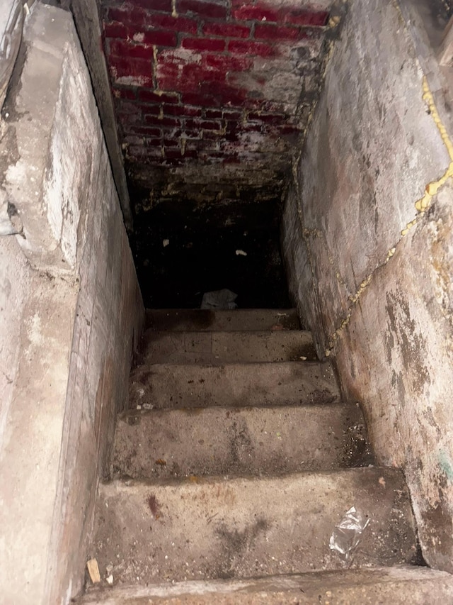 201 Harrison Ave, Sacred Heart, MN 56285 - view of stairway