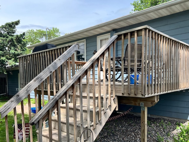 907 22nd Ave S, Moorhead, MN 56560 - wooden terrace featuring stairway