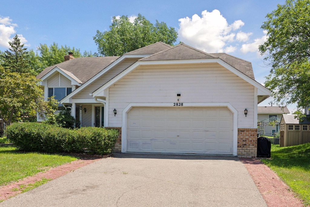 2828 Westcliffe Dr, Burnsville, MN 55306 - photo 1