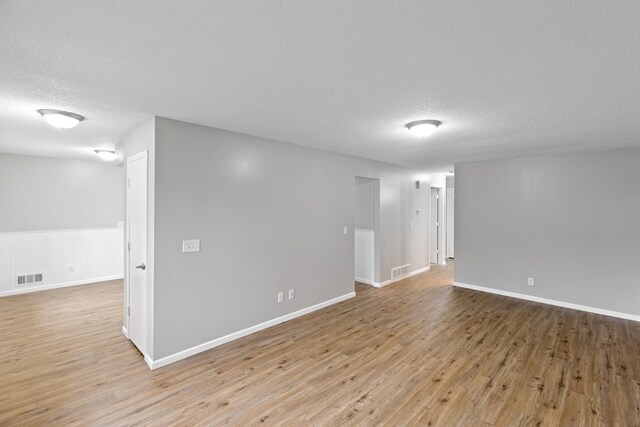 4650 Russell Ave N, Minneapolis, MN 55412 - photo 2