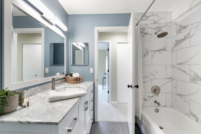 2145 Shenandoah Ct Unit D, Plymouth, MN 55447 - full bath with bathing tub / shower combination and vanity