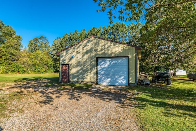 329 Kelliher Rd SW, Kelliher, MN 56650 - detached garage featuring dirt driveway