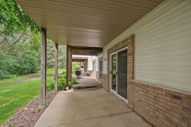 14208 Heritage Ln, Apple Valley, MN 55124 - view of patio / terrace