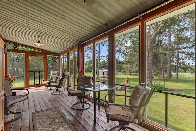 23481 Fontana St NE, Linwood Twp, MN 55079 - sunroom / solarium featuring vaulted ceiling