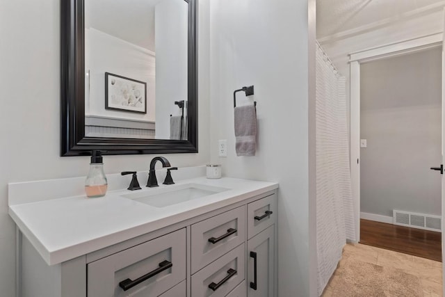 23481 Fontana St NE, Linwood Twp, MN 55079 - bathroom with vanity