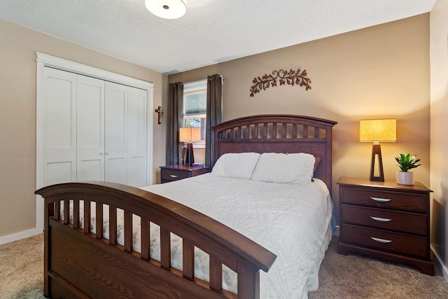 23481 Fontana St NE, Linwood Twp, MN 55079 - carpeted bedroom featuring a closet and a textured ceiling