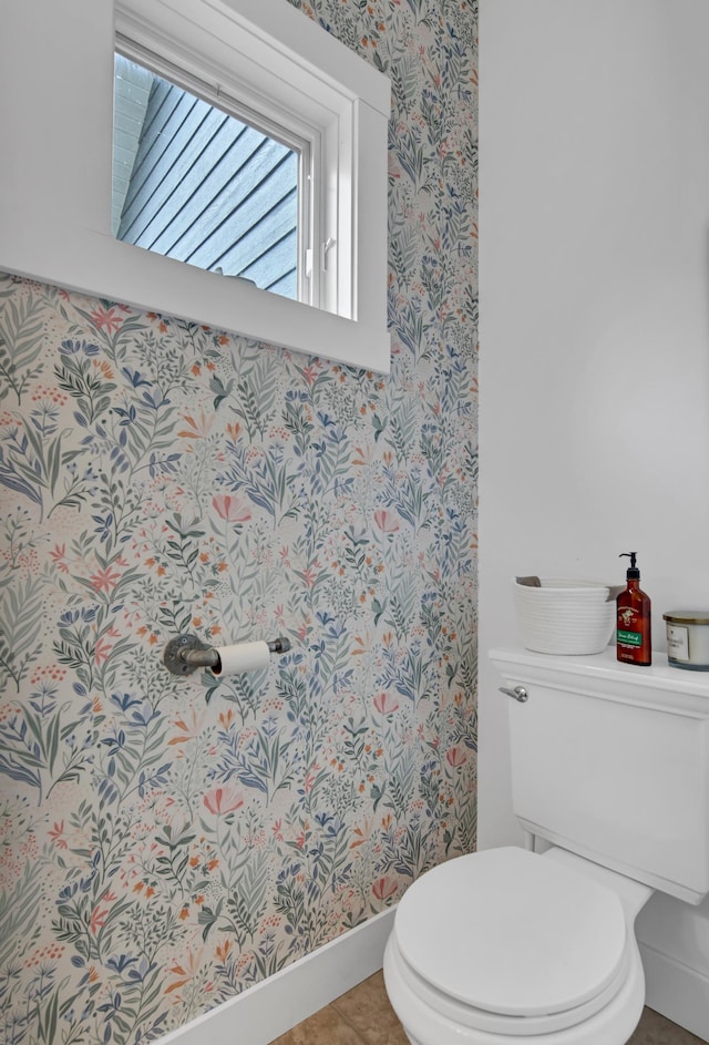 35853 Whispering Pine Way, Florence Twp, MN 55041 - bathroom featuring wallpapered walls and toilet