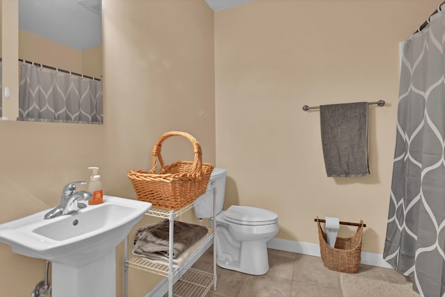35853 Whispering Pine Way, Florence Twp, MN 55041 - bathroom featuring tile patterned flooring and curtained shower