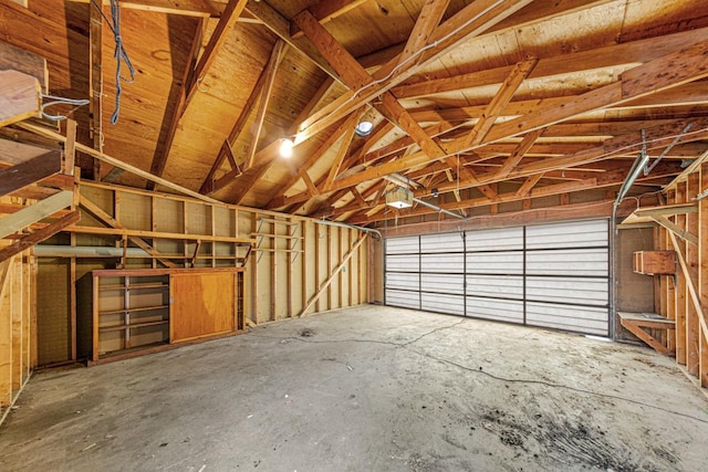 710 Jefferson St, New Ulm, MN 56073 - view of garage
