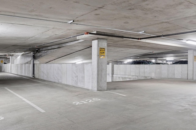 1240 2nd St Unit 1024, Minneapolis, MN 55415 - view of parking deck