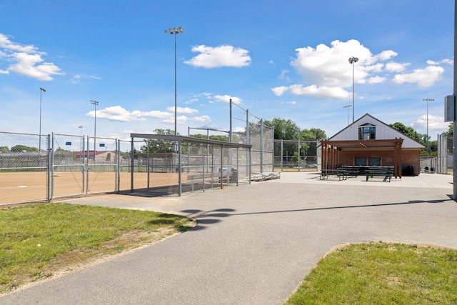 721 Smith Ave S, Saint Paul, MN 55107 - view of home's community featuring a gate