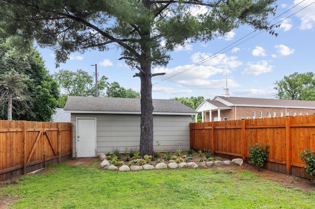 4633 Ewing Ave N, Robbinsdale, MN 55422 - fenced backyard featuring an outdoor structure