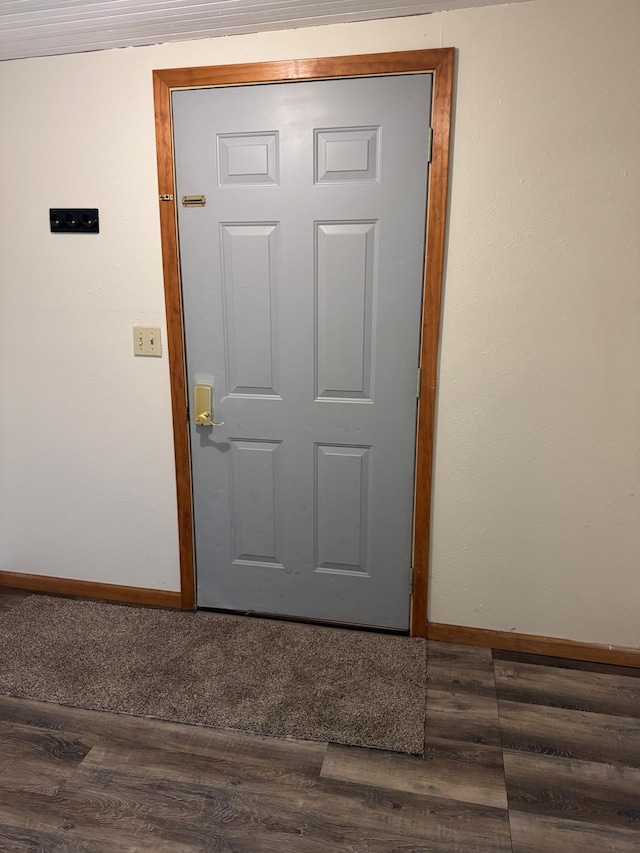608 Duluth Ave N, Thief River Falls, MN 56701 - detailed view of baseboards and wood finished floors