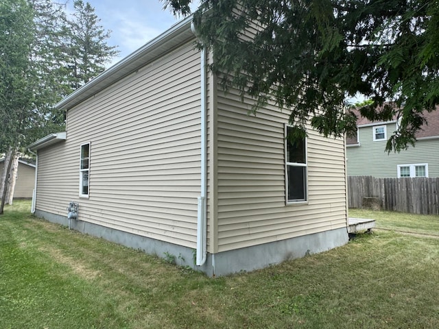 608 Duluth Ave N, Thief River Falls, MN 56701 - view of home's exterior