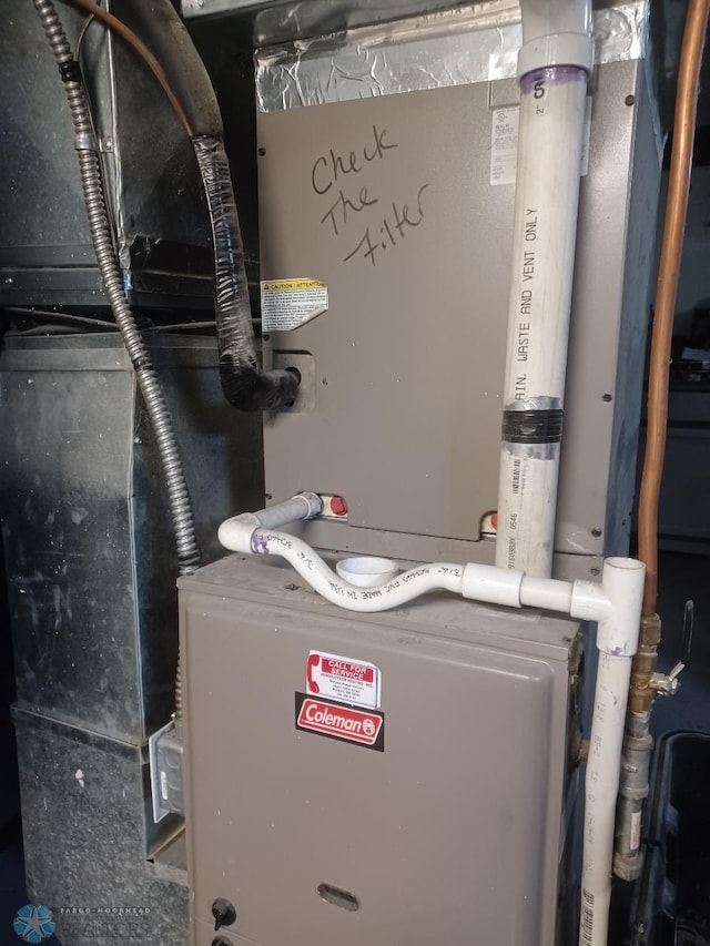 72558 209th St, Collinwood Twp, MN 55325 - utilities featuring heating unit