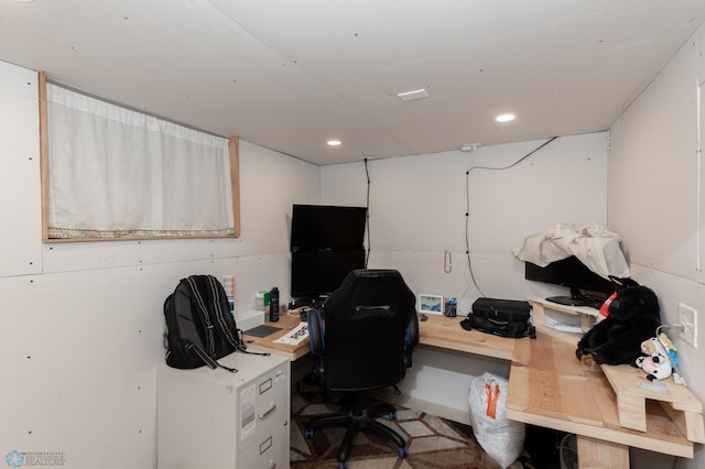 1205 11th St S, Fargo, ND 58103 - office space featuring recessed lighting