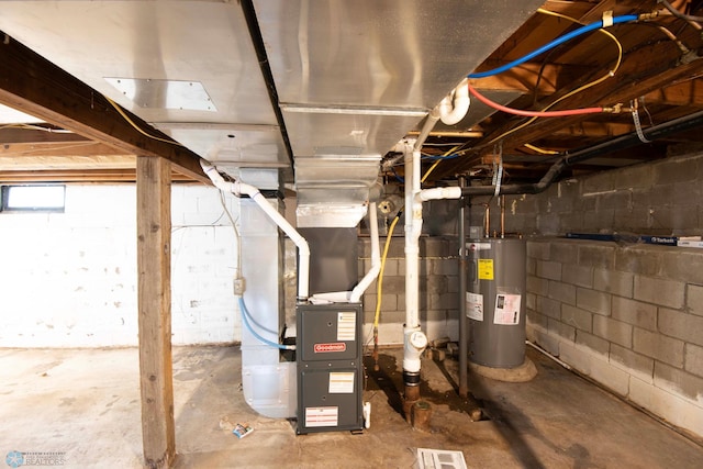 405 18th St N, Moorhead, MN 56560 - utilities featuring water heater and heating unit