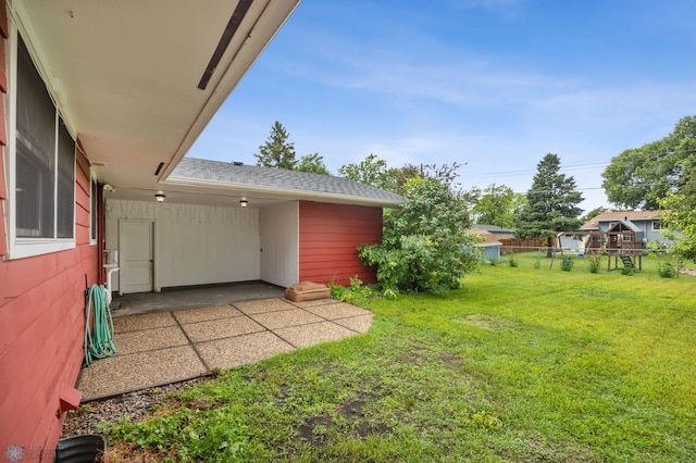 2319 10th St S, Fargo, ND 58103 - view of yard with a patio