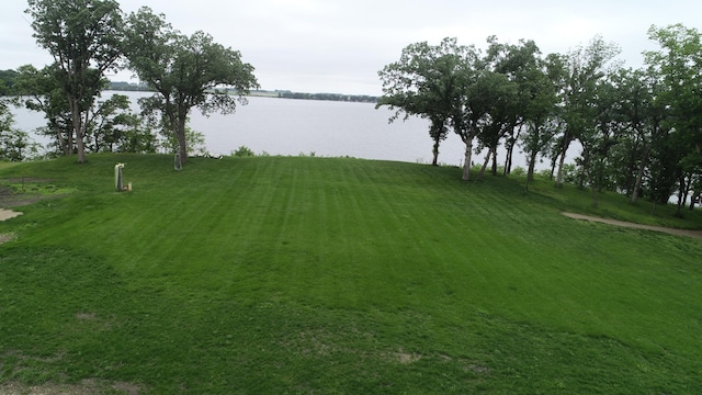 14650 Hilltop Rd, Ashby, MN 56309 - view of green lawn featuring a water view