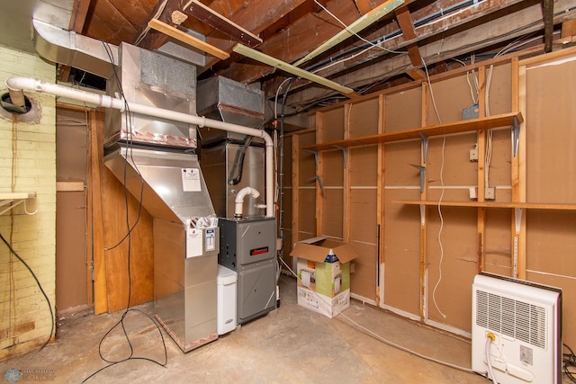 634 11th St N, Moorhead, MN 56560 - view of utilities