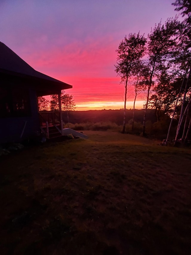 26887 709th St, Lake City, MN 55041 - view of yard at dusk