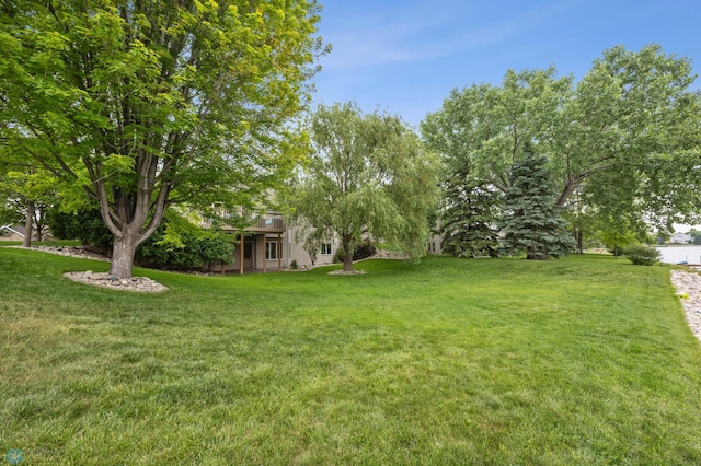 3020 26th Ave S, Fargo, ND 58103 - view of grassy yard