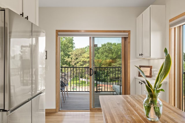 3000 Raleigh Ave Unit 307, Saint Louis Park, MN 55416 - dining room with light wood-style floors