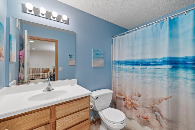 11122 Aberdeen St NE Unit C, Blaine, MN 55449 - bathroom featuring vanity, a textured ceiling, and a shower with shower curtain
