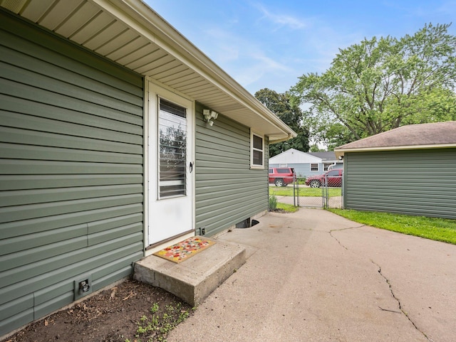 7920 Clinton Ave S, Bloomington, MN 55420 - view of patio / terrace featuring a gate