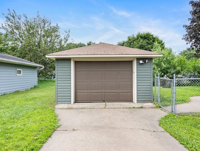 7920 Clinton Ave S, Bloomington, MN 55420 - detached garage featuring concrete driveway