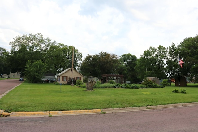 211 Delana St, Sherburn, MN 56171