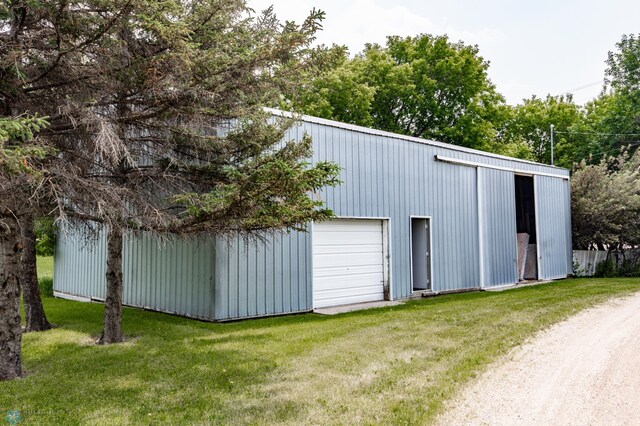 710 Center Ave S, Mayville, ND 58257 - photo 33