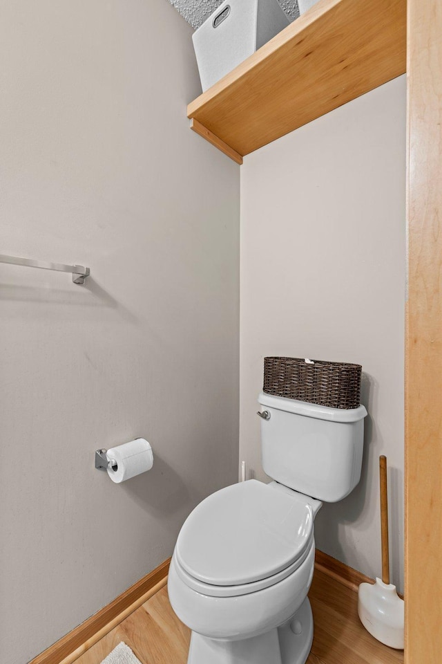 20354 Kensfield Trl Unit 1403, Lakeville, MN 55044 - bathroom featuring baseboards and wood finished floors